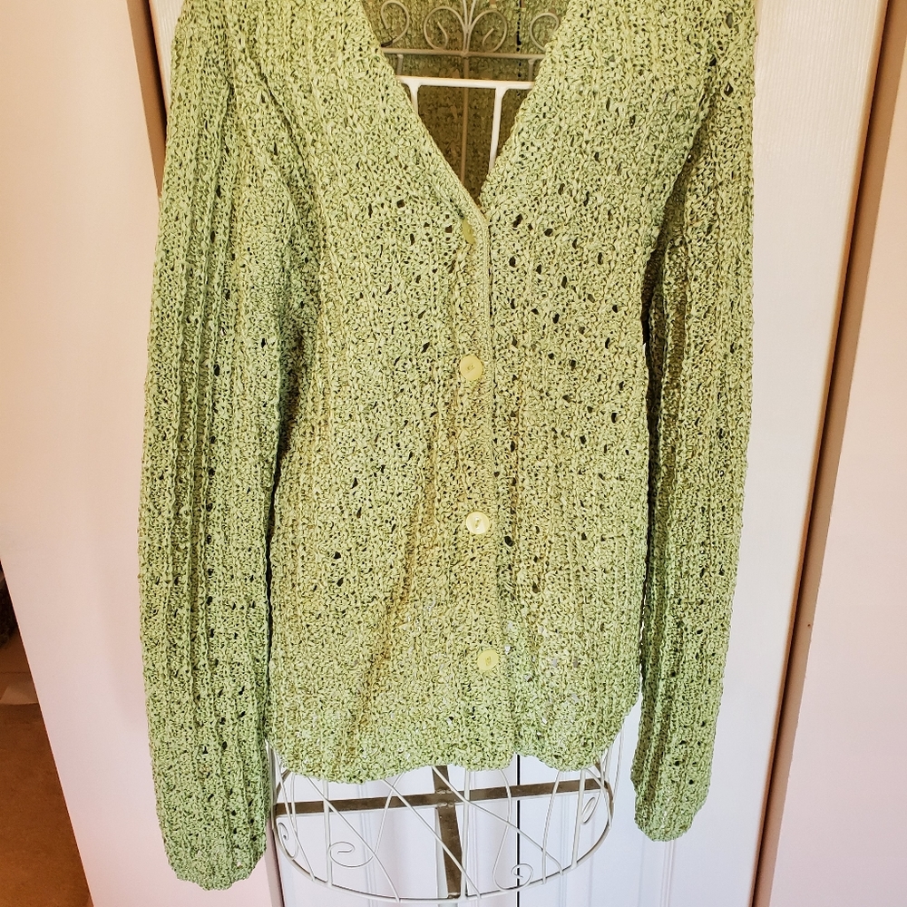 Apple green,  woman's size large,  polyester cardigan by edward